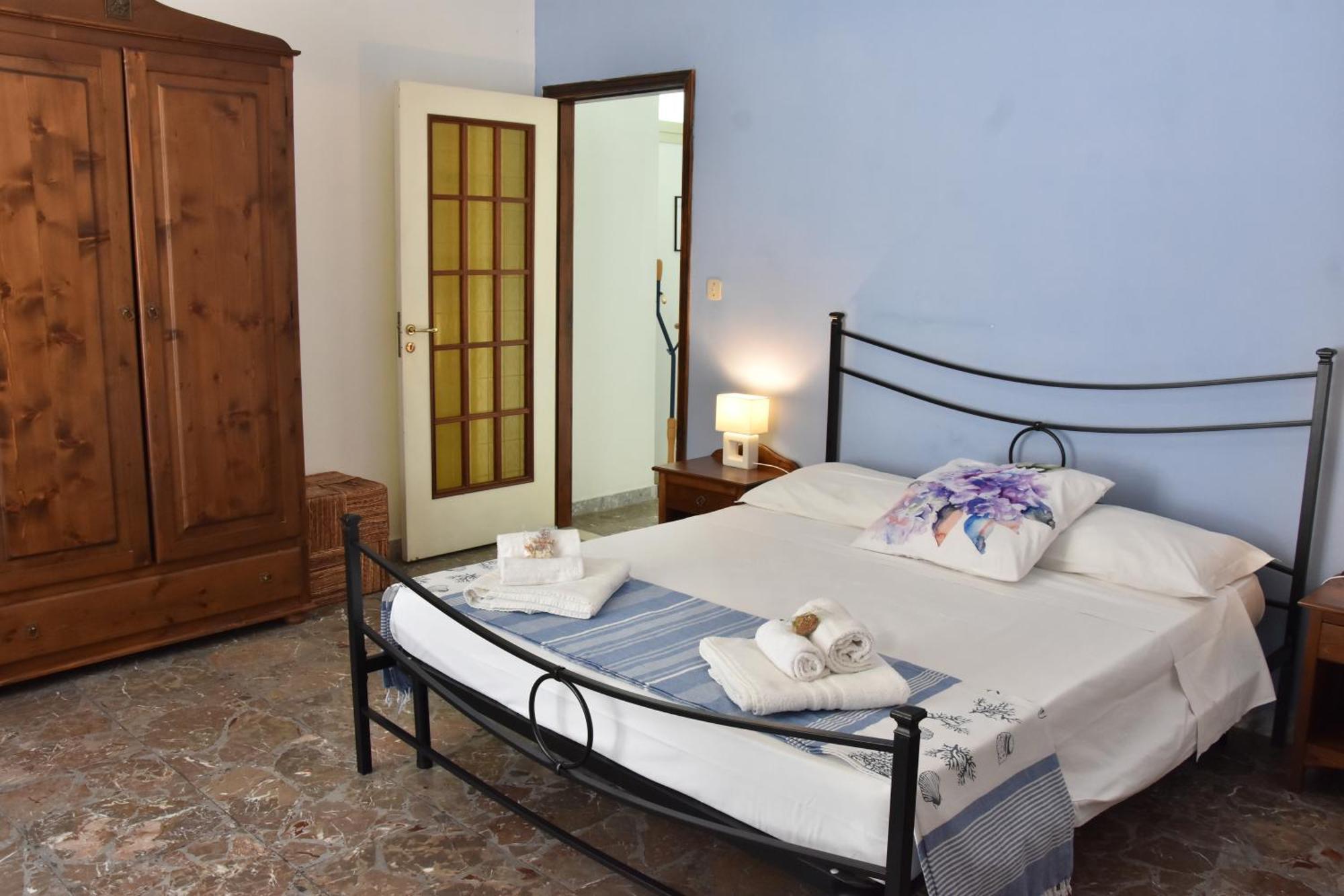Plaza Apartment Giardini Naxos Ngoại thất bức ảnh